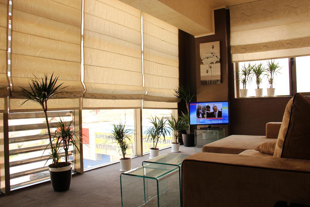 Enigma Pension Targu Jiu Room photo
